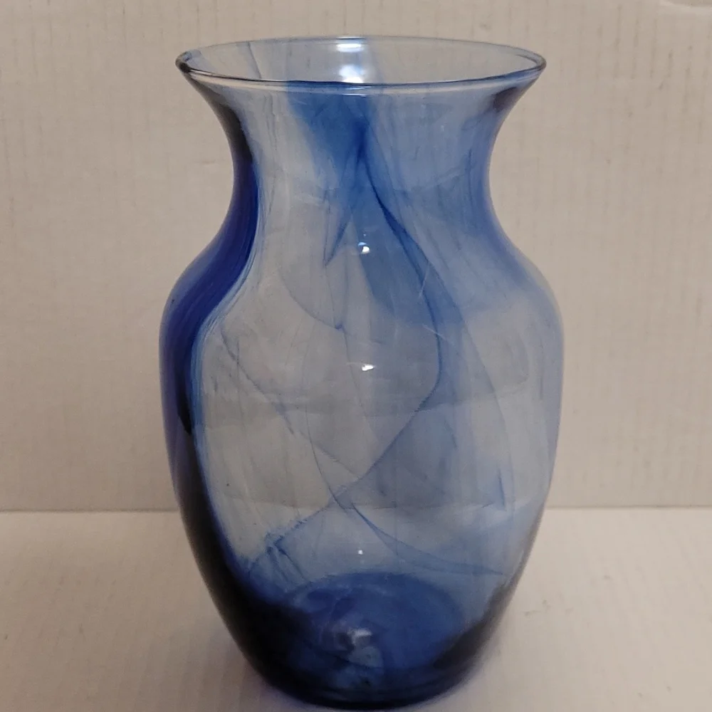 Beautiful Vintage Hand Blown Vase